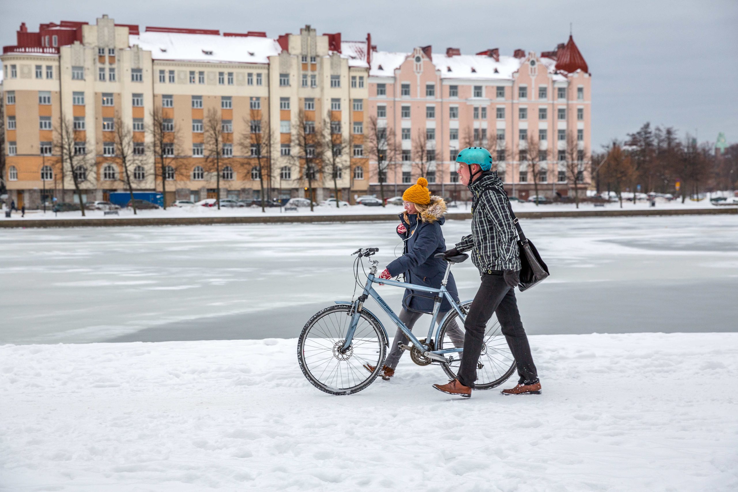 Eduskunnan startup-ryhmä: Tarvitsemme kaikkia samaan pöytään vauhdittamaan Suomen talouskasvua h3 9